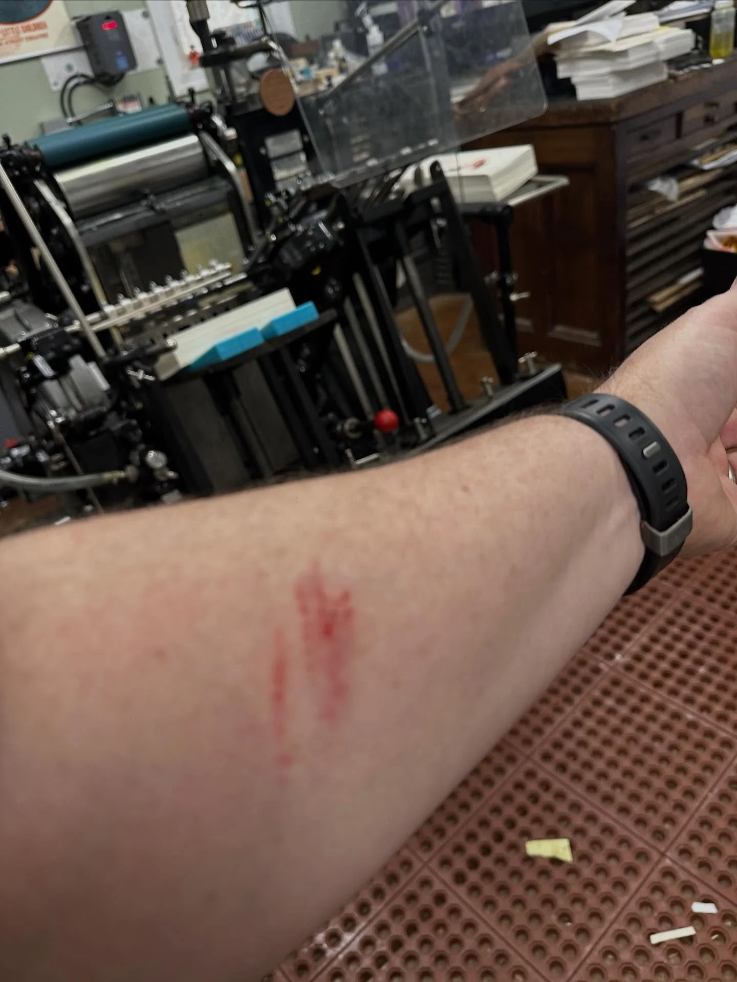 Sometimes they bite. Generally when disrespected. #letterpress #letterpressprinting #letterpressprinter