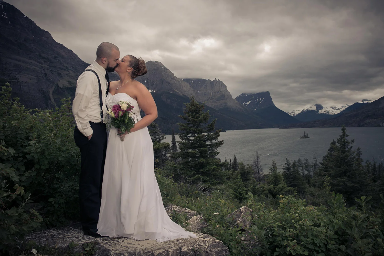montana-wedding-lake.jpg