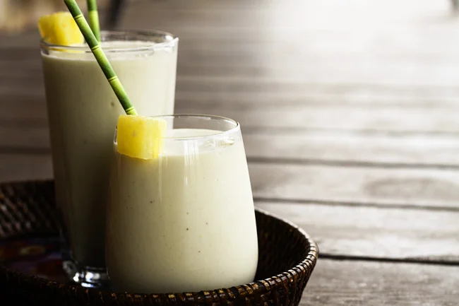 Pina-Colada-Smoothies.jpg