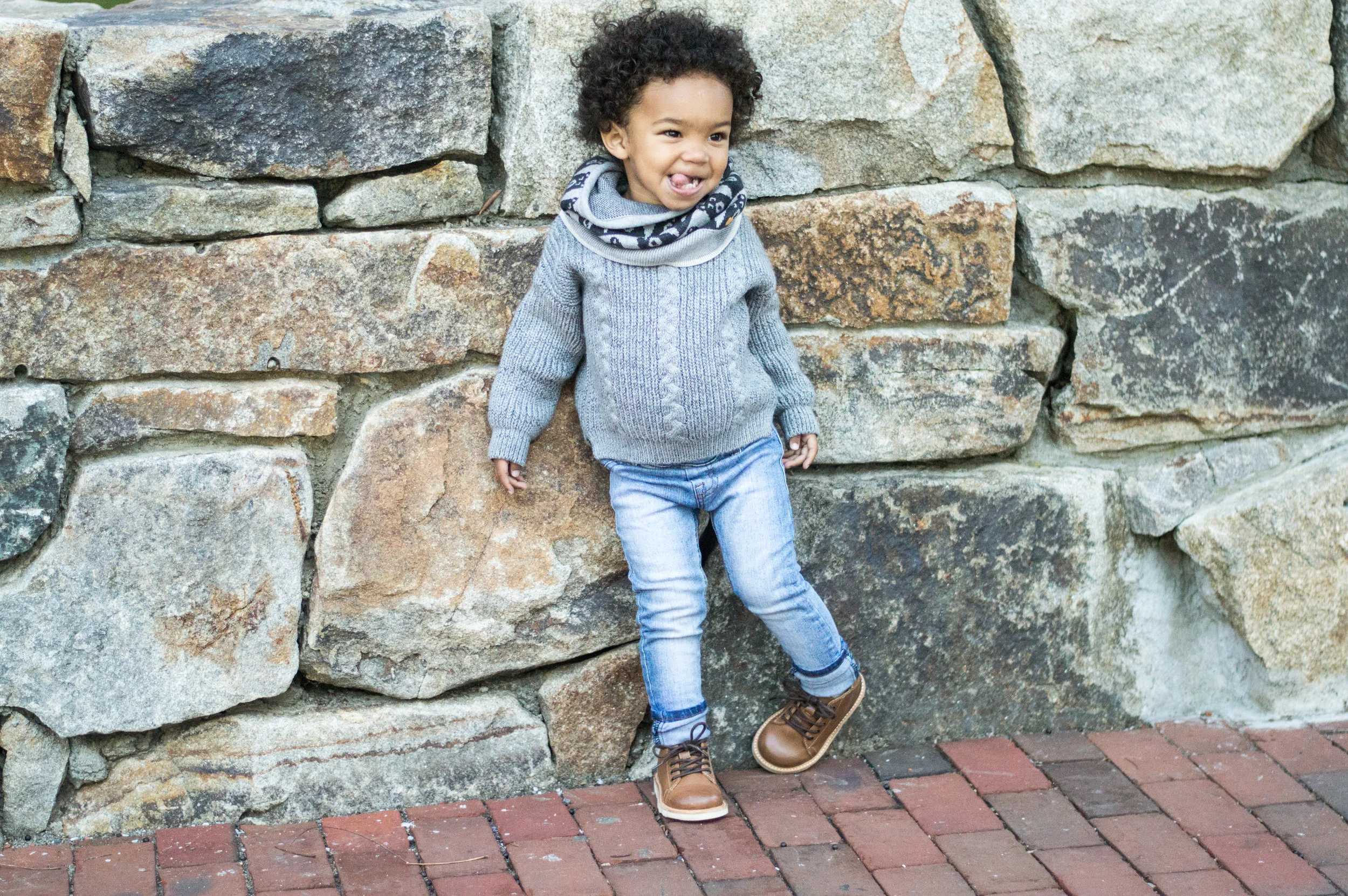 snood: the bonnie mob sweater: oh my baby pants: beau hudson shoes: young soles from munchkin et moi