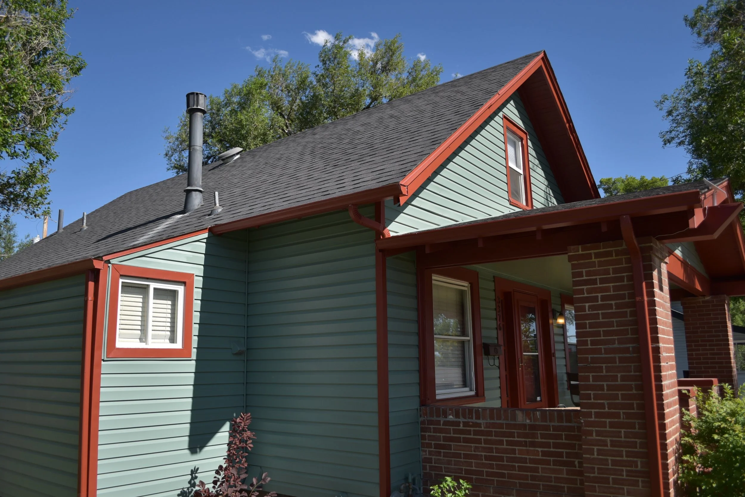 House front pfile 2.jpg