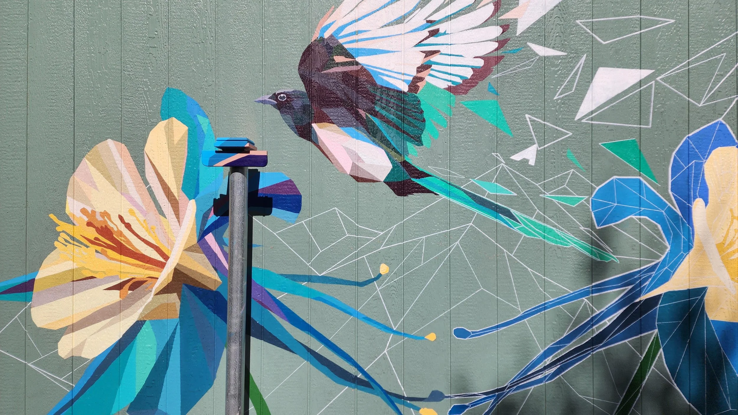Magpie Mural.jpg