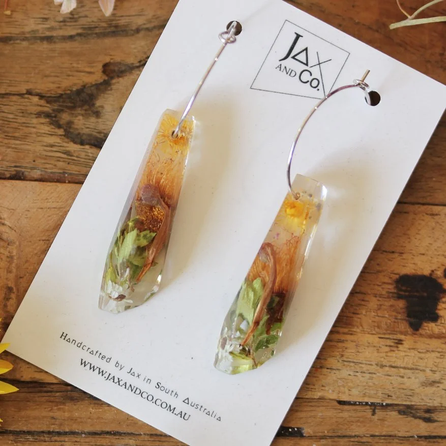 Small Geo Flower Hoop Earrings 1