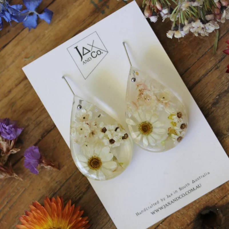 Small Mixed White Bush Flower Drop Earrings