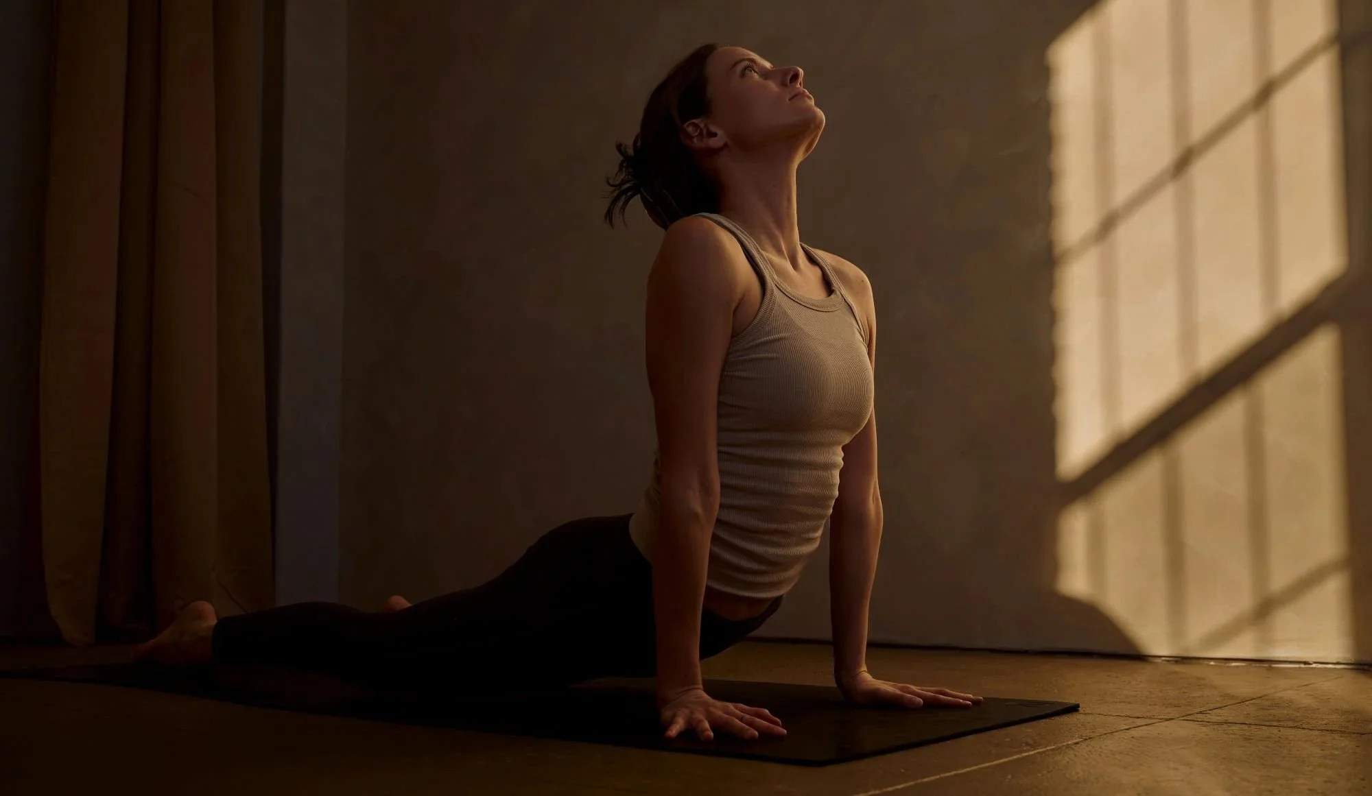 ginny-yoga-nyc-photographer-robert-ravenscroft2.jpg