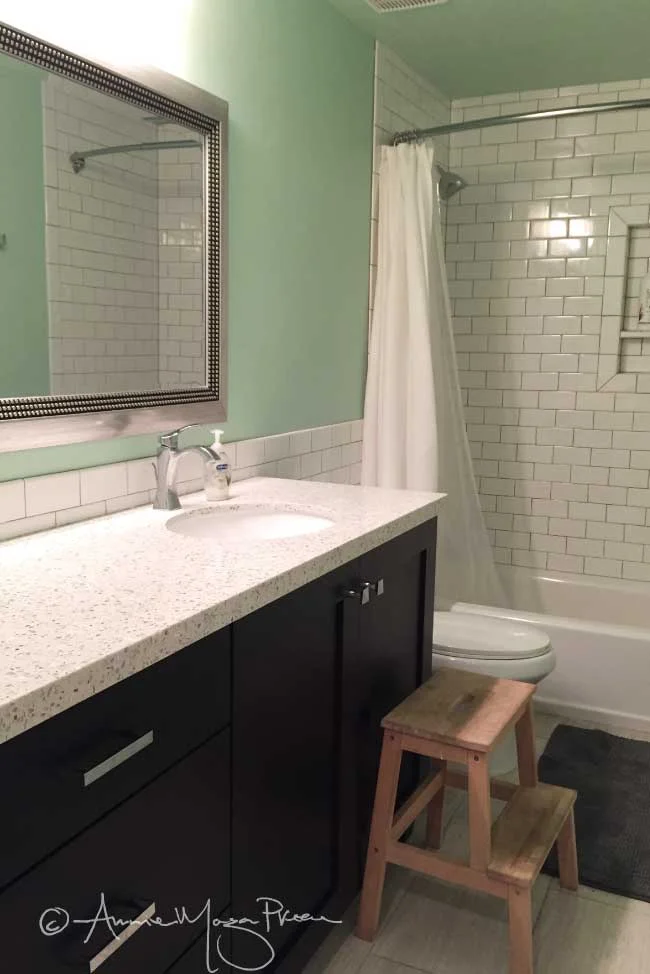 basement-boys-bath.jpg