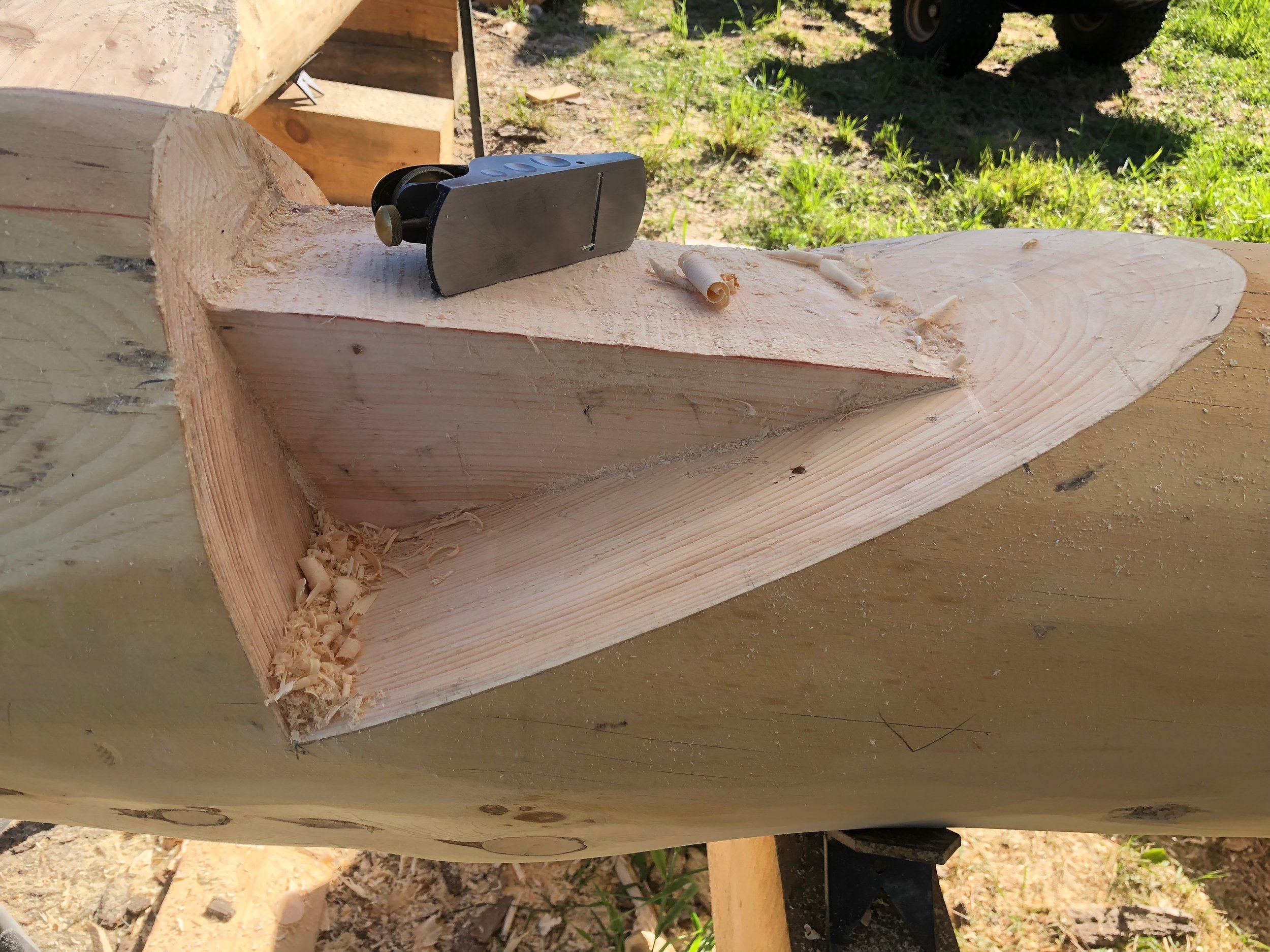 Log-Truss-Tie-Beam-Built-in-Ontario-Canada-Mortise-And-Tenon+.jpeg
