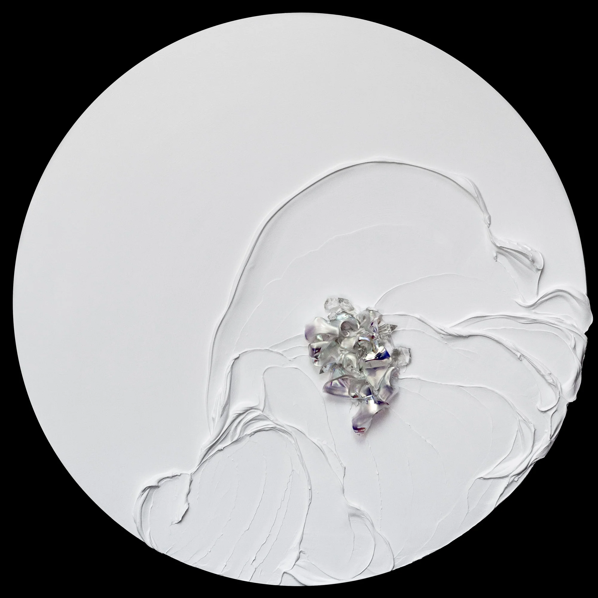   Round diameter 90cm on board /crystals  