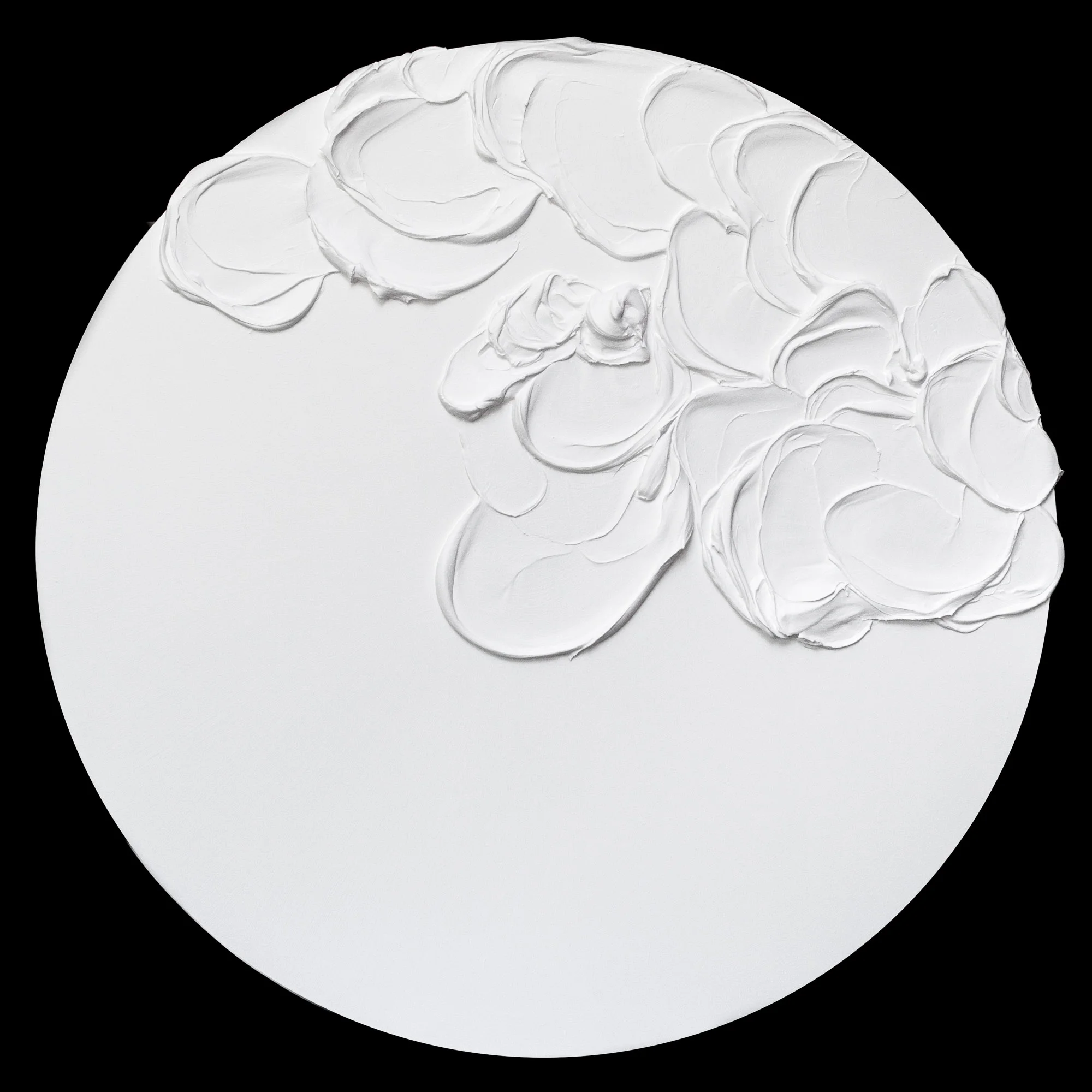   Round diameter 90cm on board  