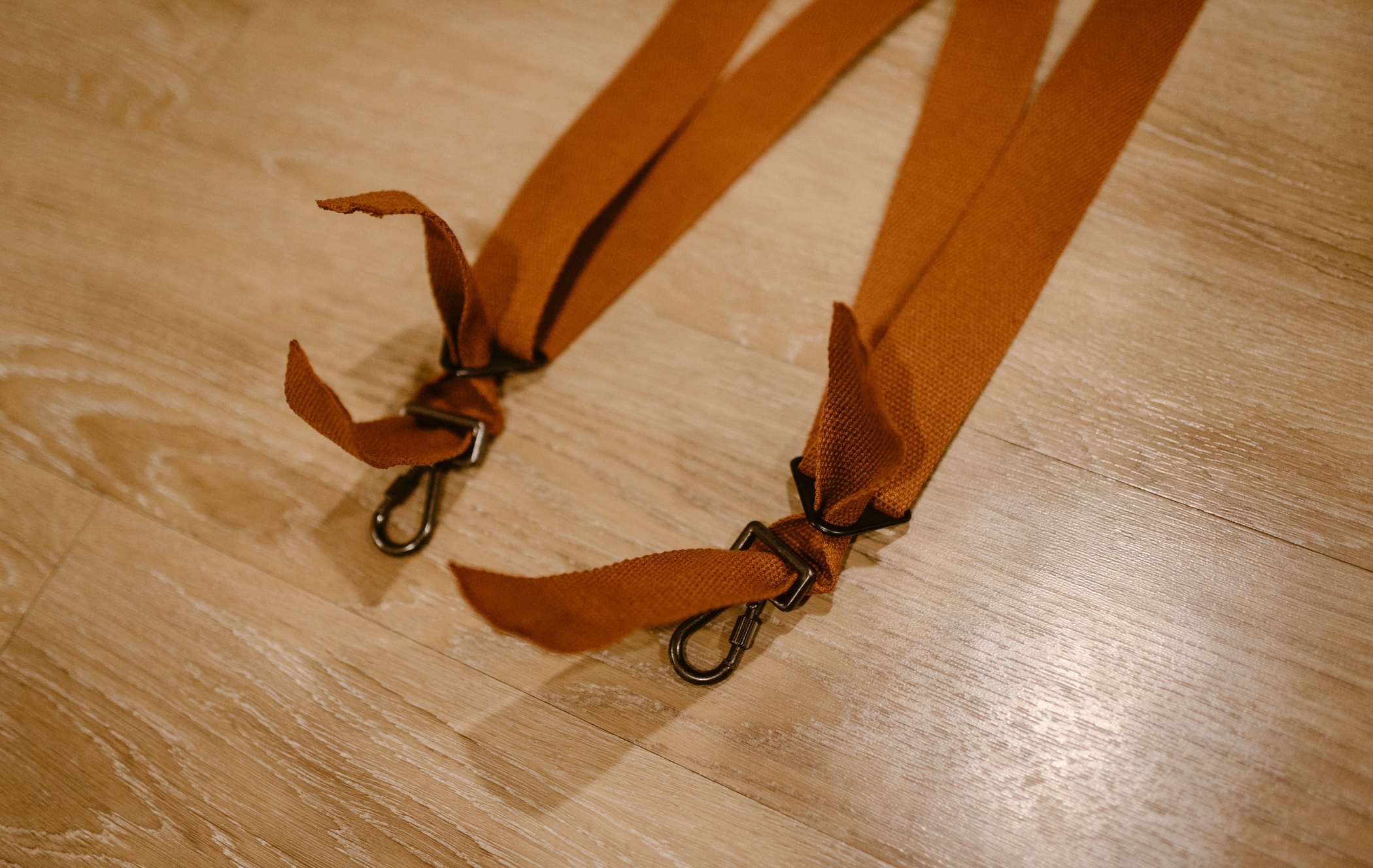 DIY - Dual Camera Strap Harness — Vancouver Wedding and Elopement