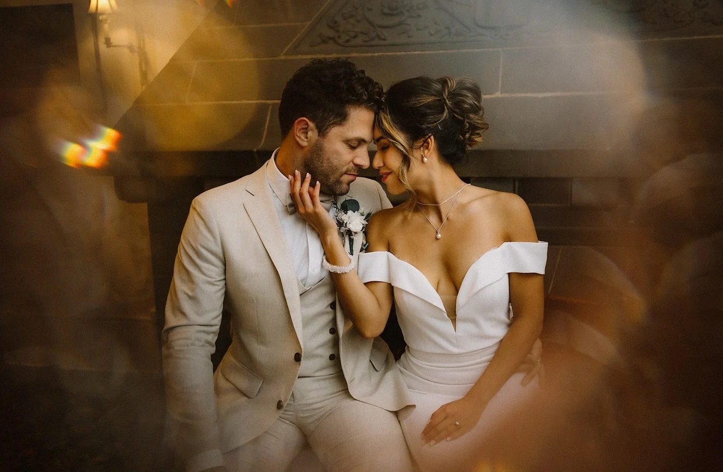 Scott + Iris 🌸..
...
....
#vancouverengagement #elopementphottographer #vancouverweddingphotographer #vancouverphotographer #dirtybootsandmessyhair #belovedstories #wanderingweddings #portraitphotographer #beyondthewanderlust #lookslikefilm #elopeme