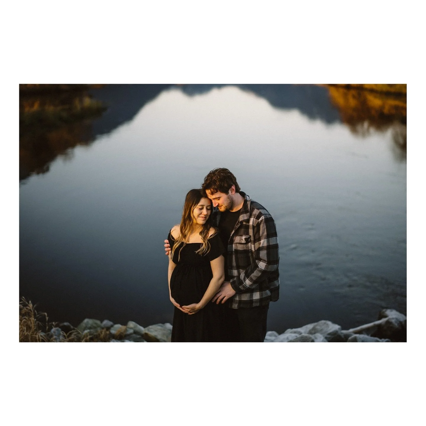 Any day now 👀 waiting on you baby Ryter ..
...
....
#vancouverengagement #elopementphottographer #vancouverweddingphotographer #vancouverphotographer #dirtybootsandmessyhair belovedstories wanderingweddings portraitphotographer beyondthewanderlust l