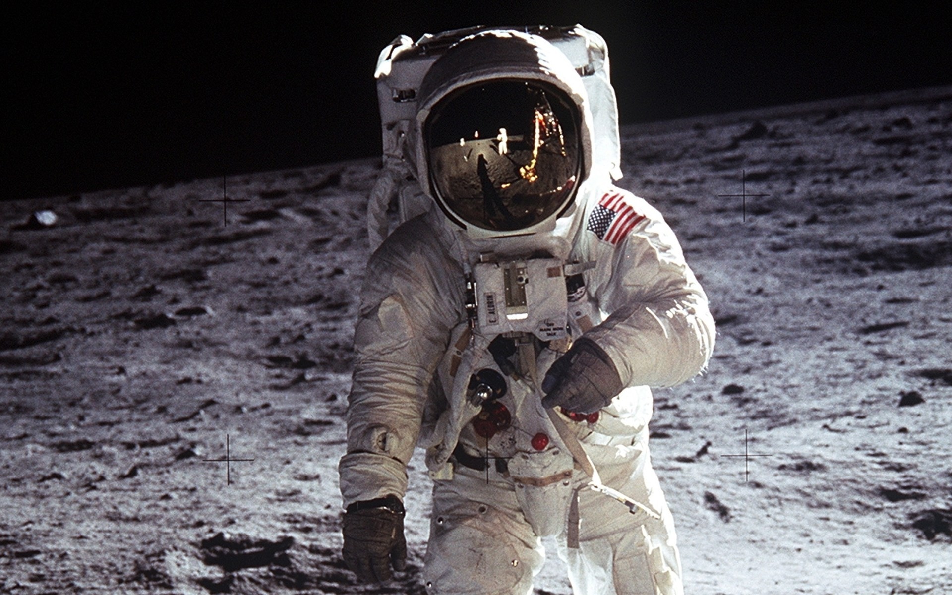 Neil-Armstrong.jpg