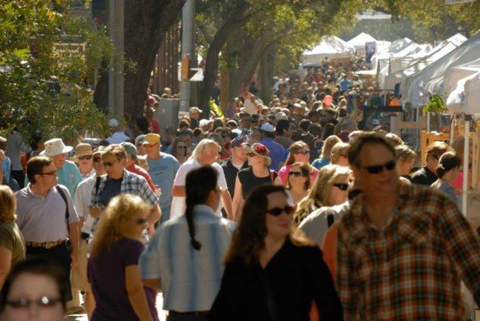 peter anderson fest crowd by fb page.jpg