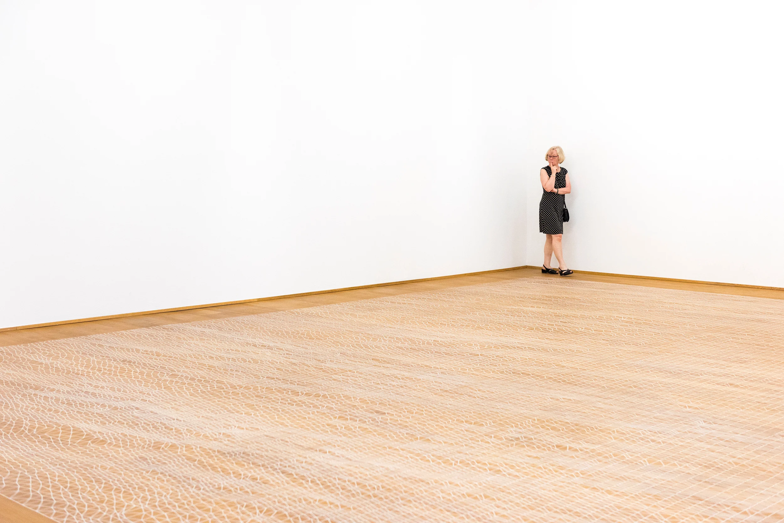 Site-specific drawing at Museum Wiesbaden