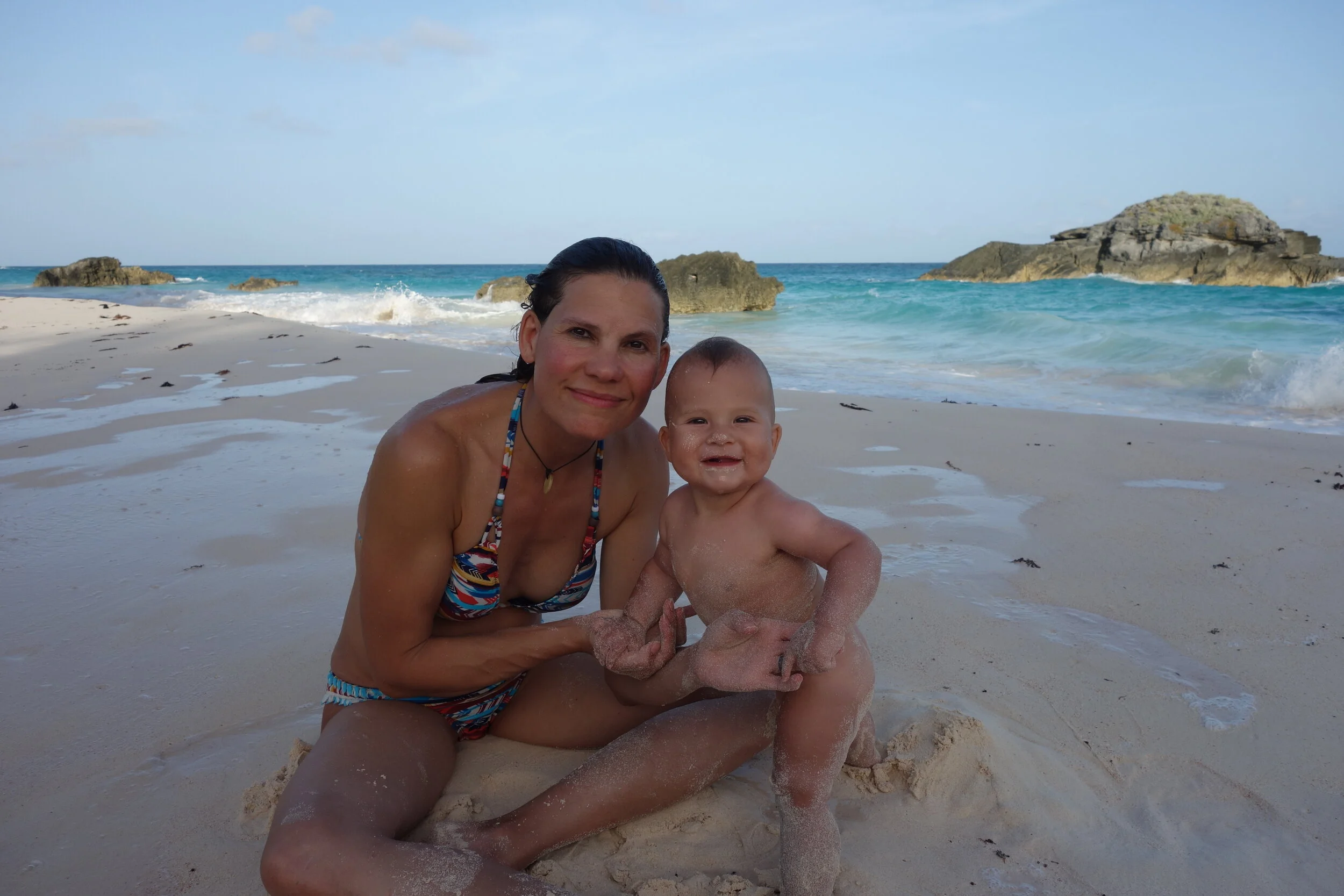 Raven and Wolfe Visit Bermuda