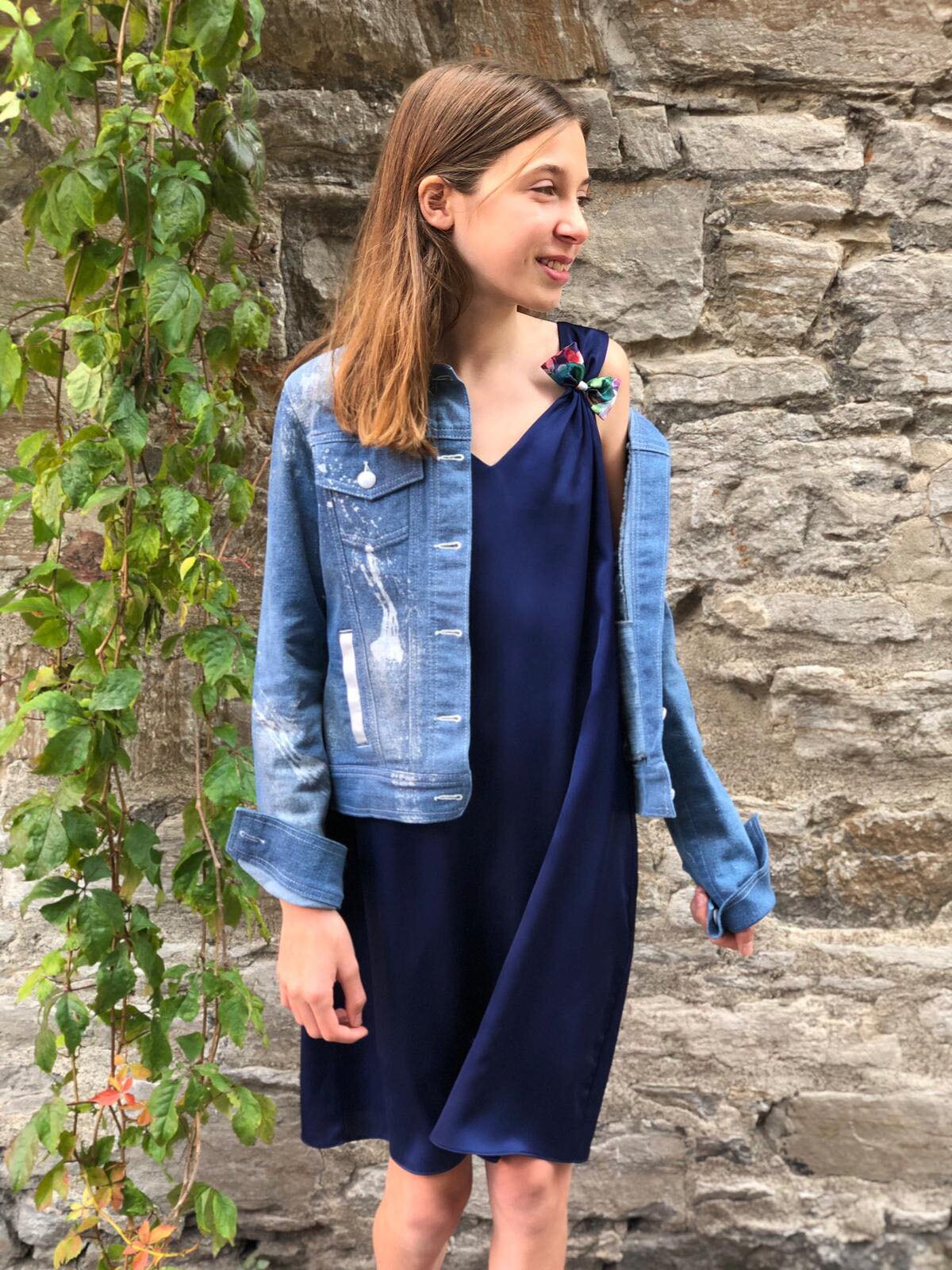 Le blouson de jeans branché
