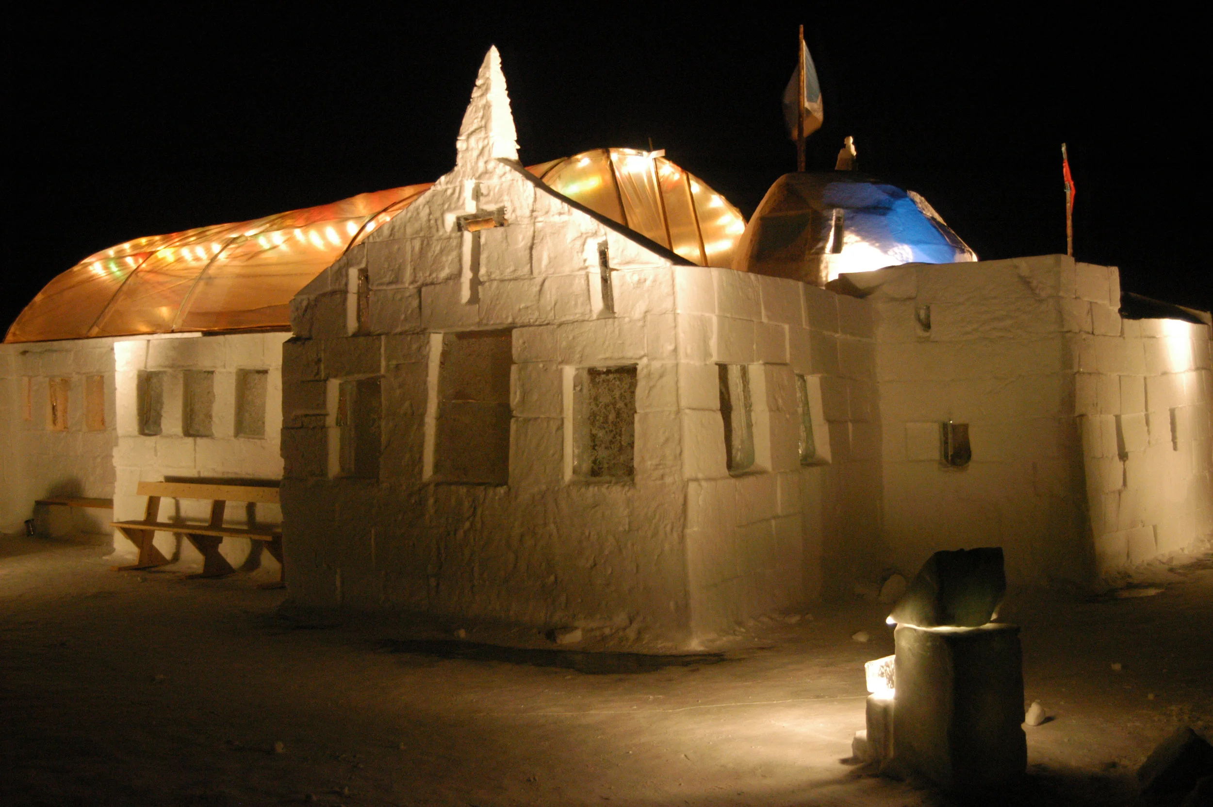 2003 snow castle 2003 fran.jpg