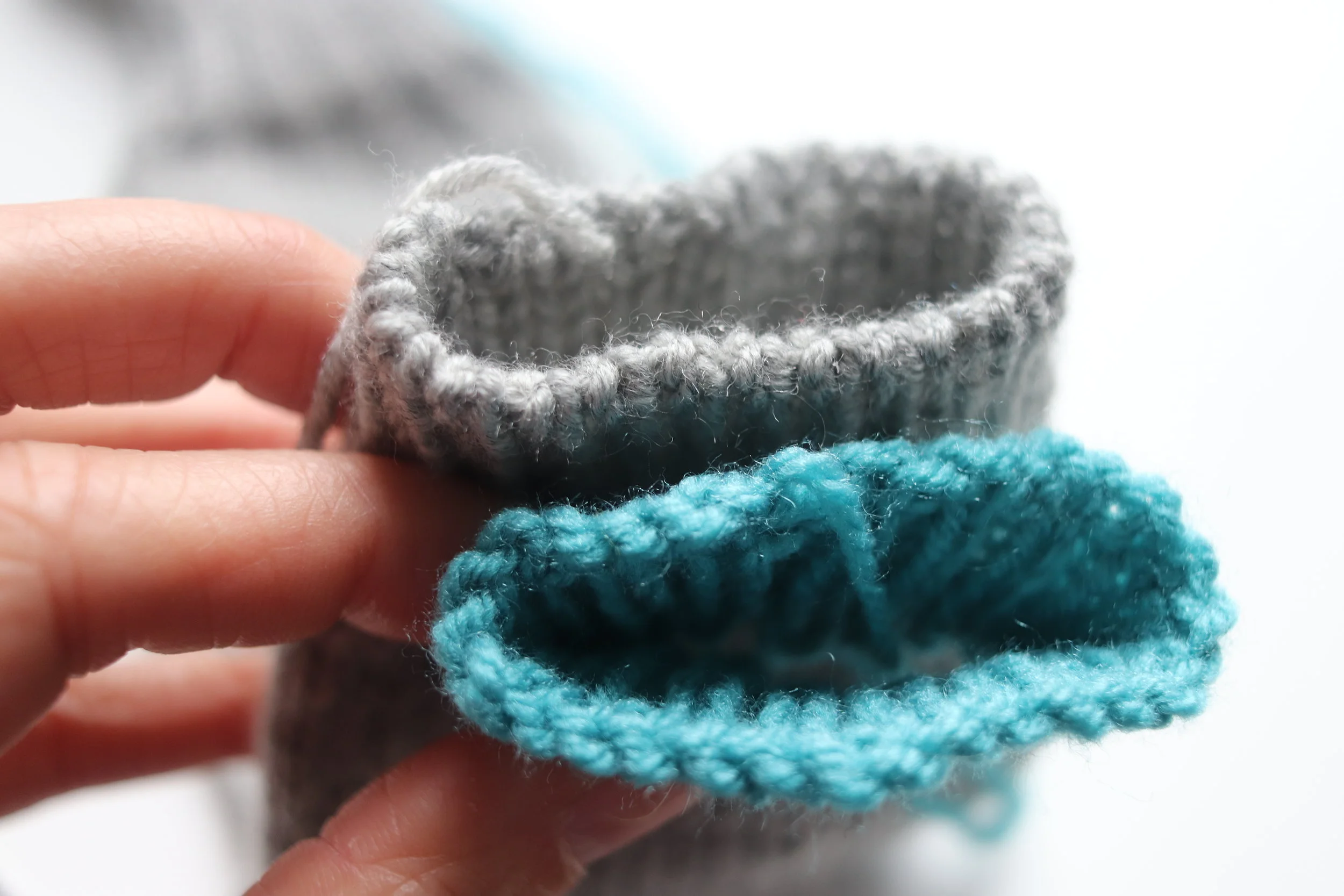 How to knit toe-up socks with an after thought heel - Part 2: Ribbed bind off