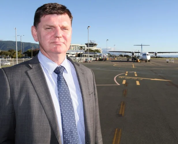 Regional centres vie for Jetstar's affections