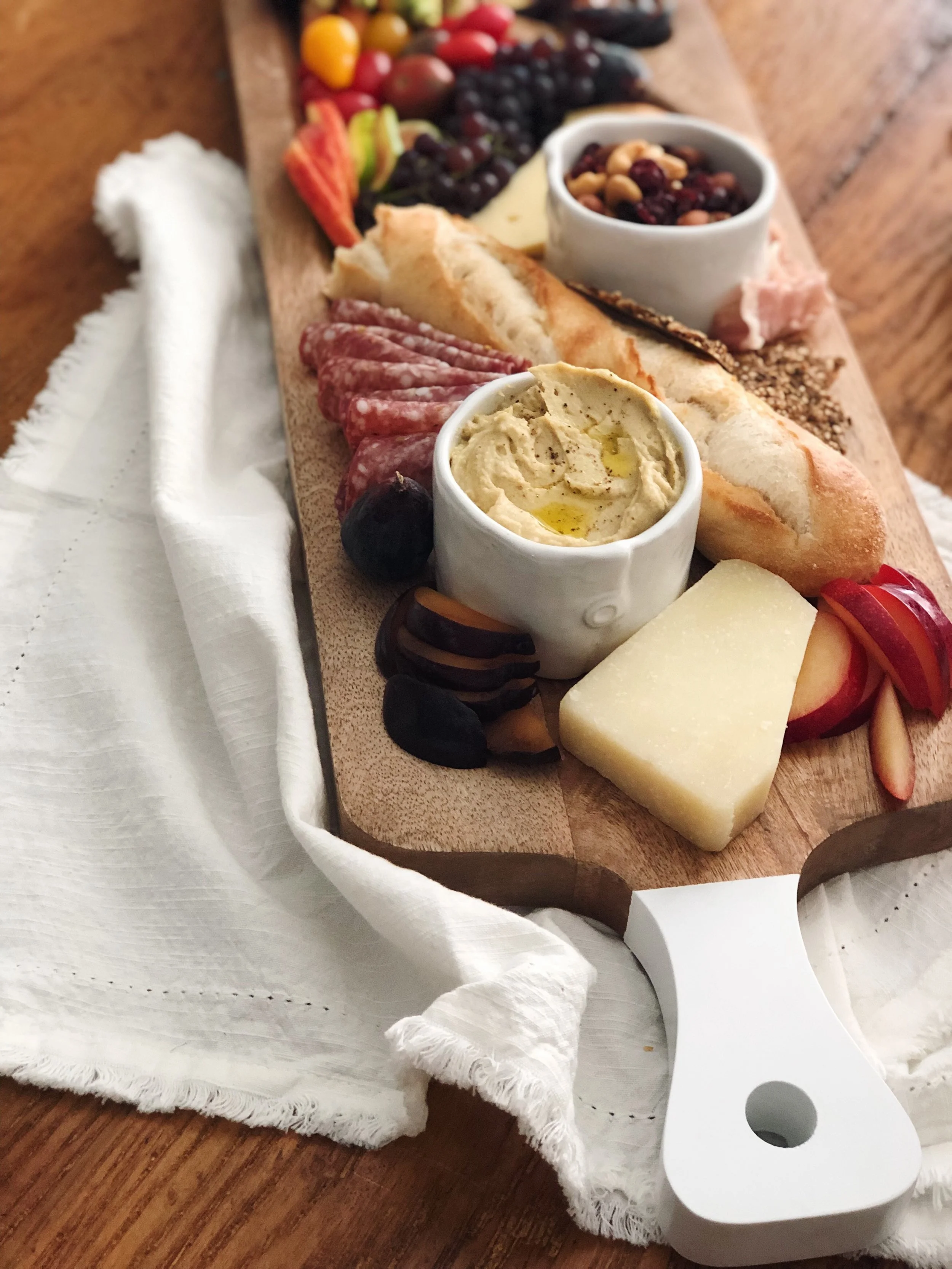 Celebrate Fall's Arrival with These Tablescape + Grazing Board Ingredients