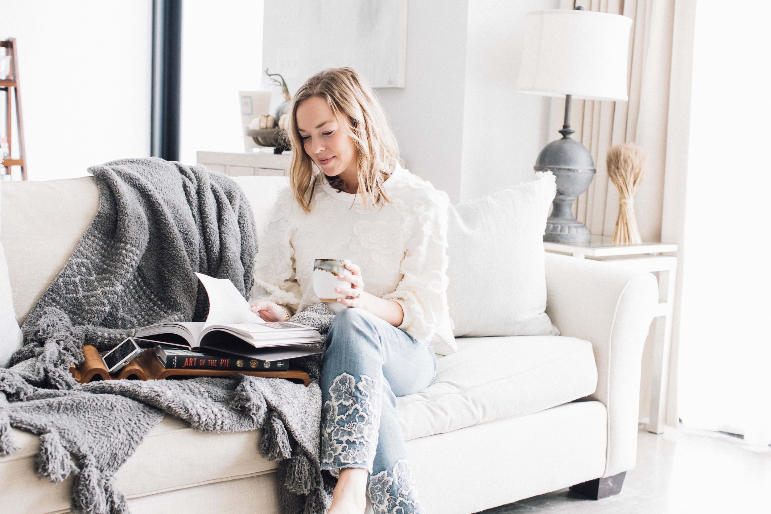 Ten Ways to Warm Up Your Living Space for Fall