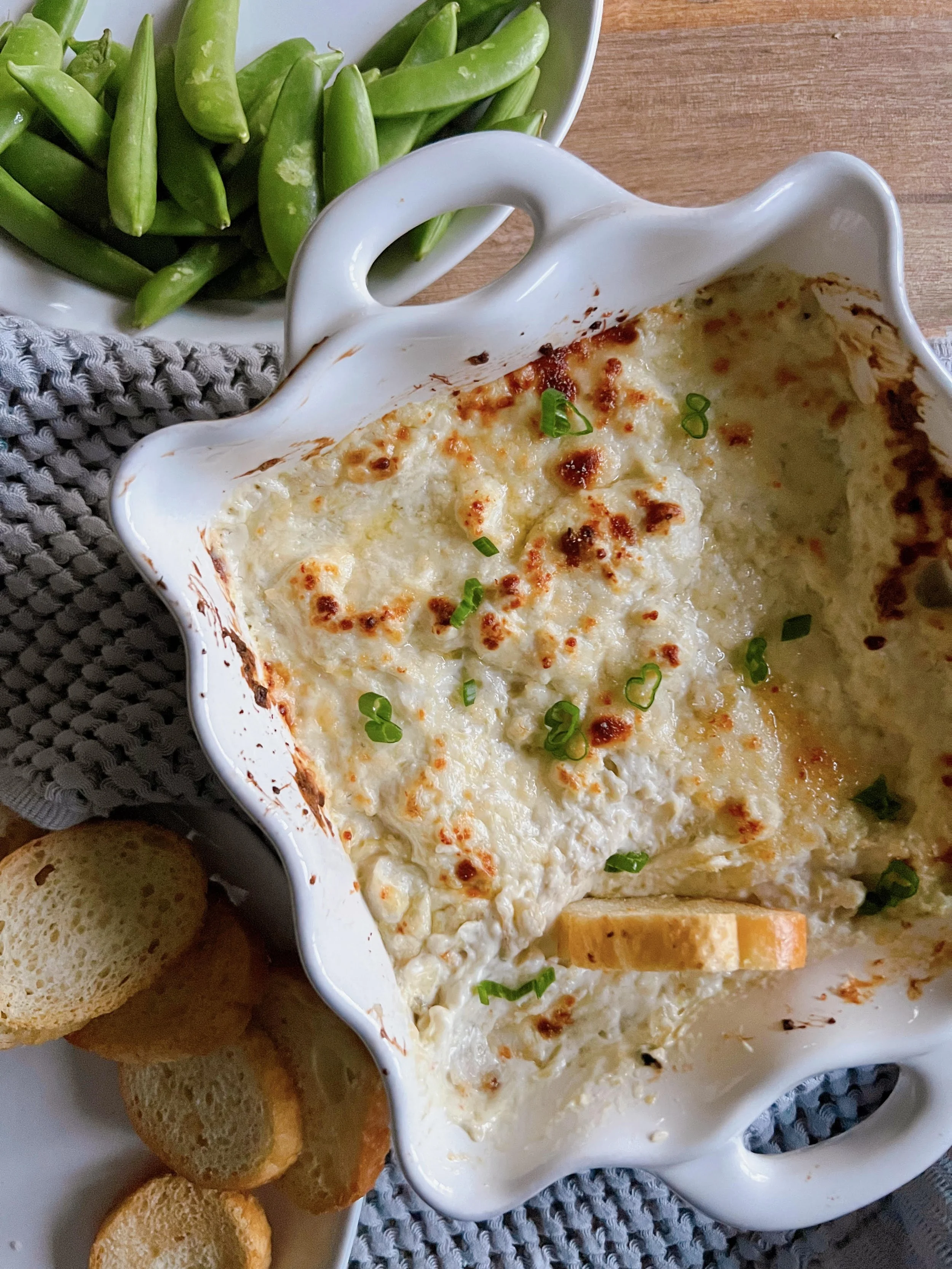 U.S. Farm Raised Catfish & Crab Artichoke Dip