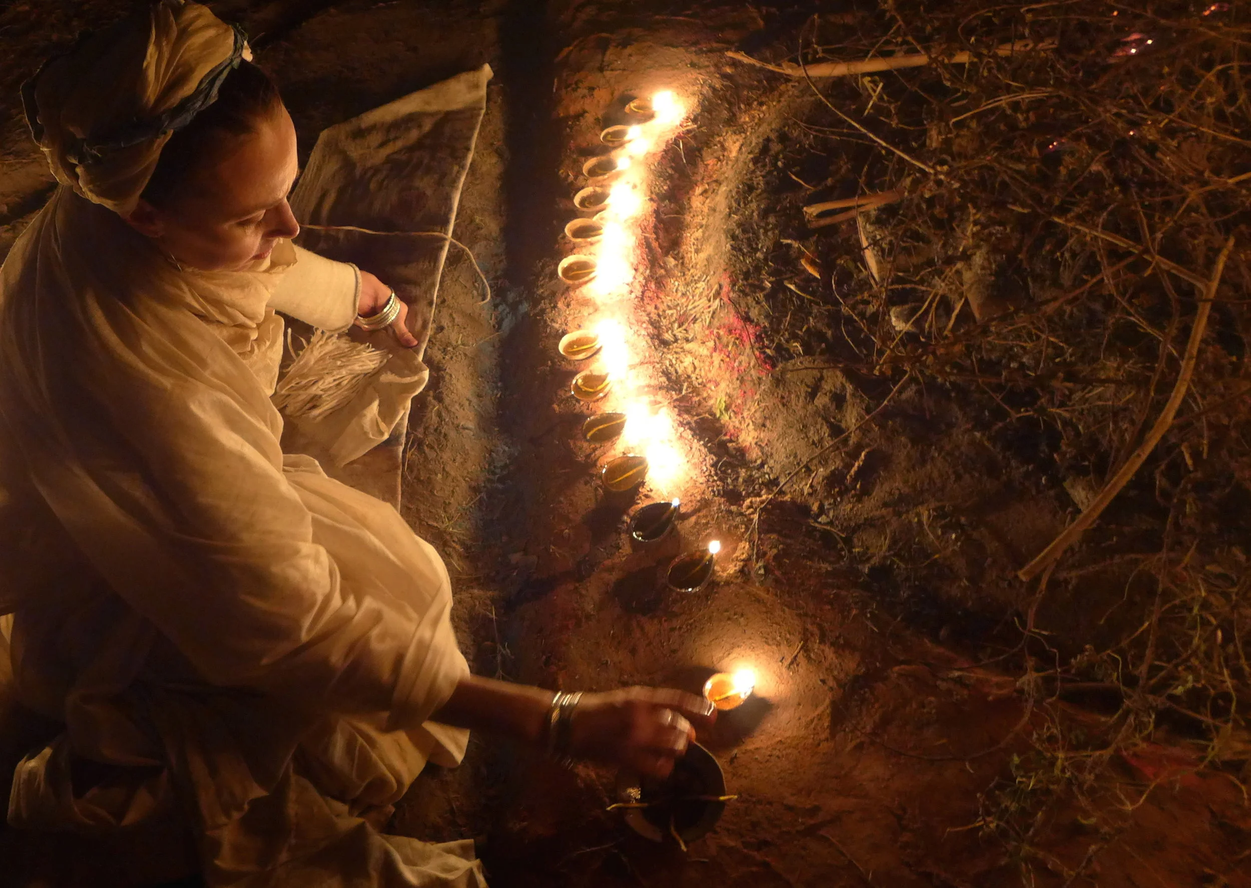 V12L1100480 copy.JPG