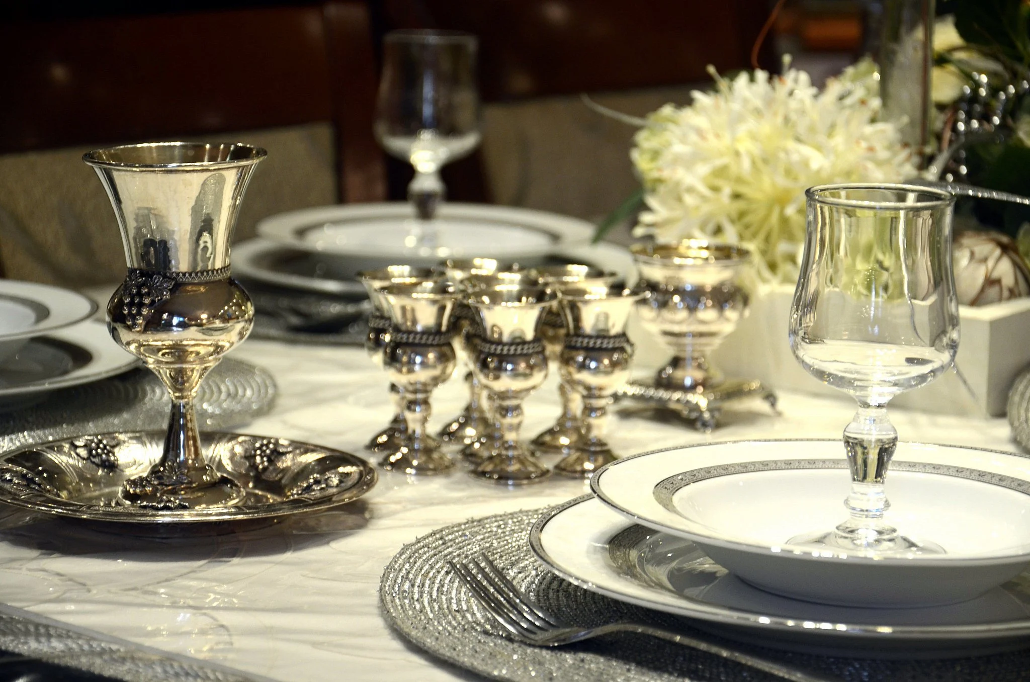 Shabbat-Table.jpg
