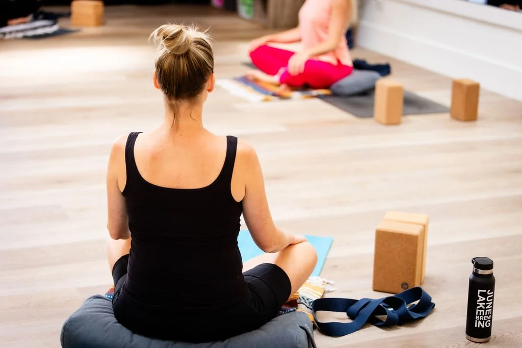 *NEW* Class! - Mom + Baby Postnatal Yoga 75 with Veronica Geretz ...