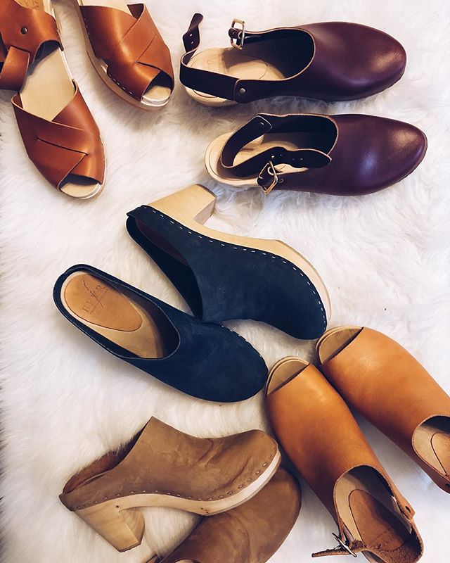 They&rsquo;ve already become like children to me. I can&rsquo;t pick a favorite because it wouldn&rsquo;t be fair to the rest. #bryrclogs #bryr #bryrsamplesale
.
.
.
. .
.
.
.
.
#shoes #holland #amsterdam #ootd #travel #netherlands #fashion #heels #v