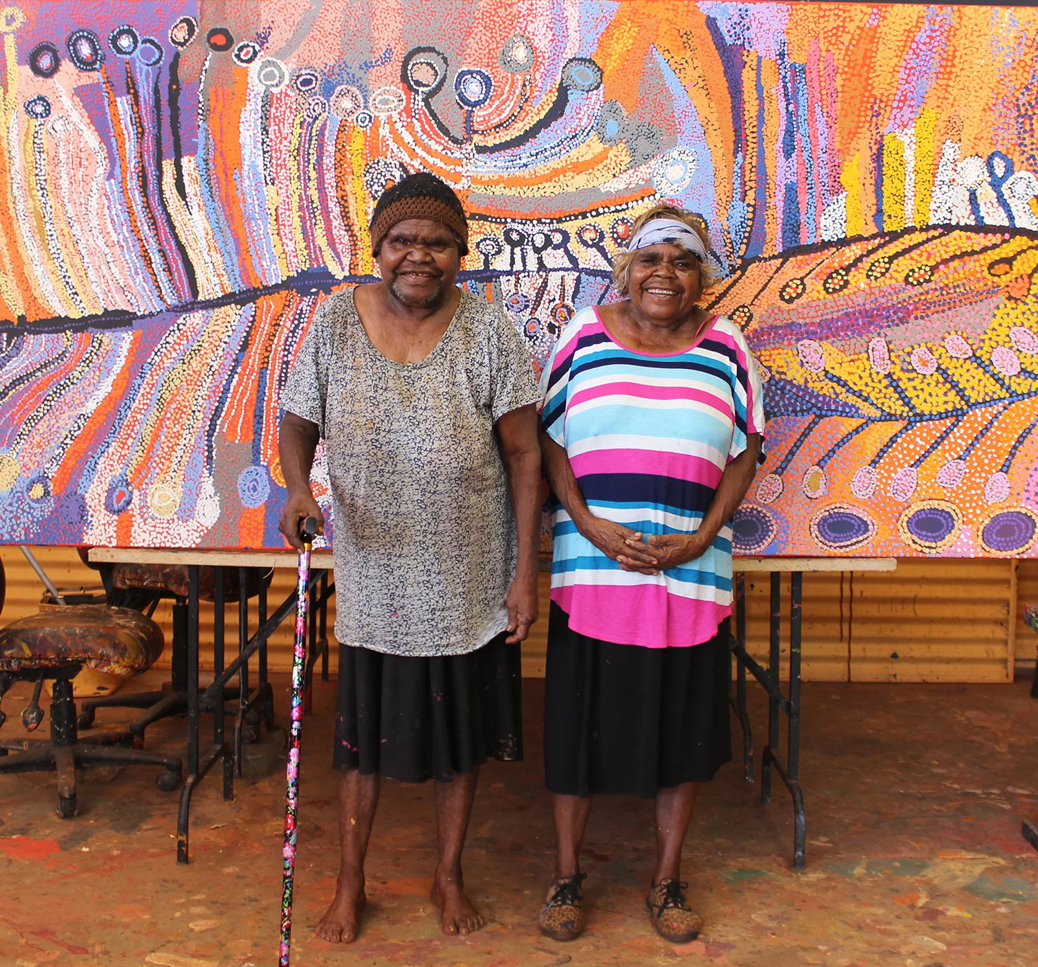 Wawiriya burton and Kunmanara (ruby tjungawa) Williamson at tjala Arts