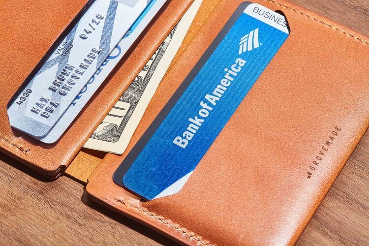 https___siteleaf.grovemade.com_uploads_grovemade-wallet-bifold-tan-galb-D1.jpg