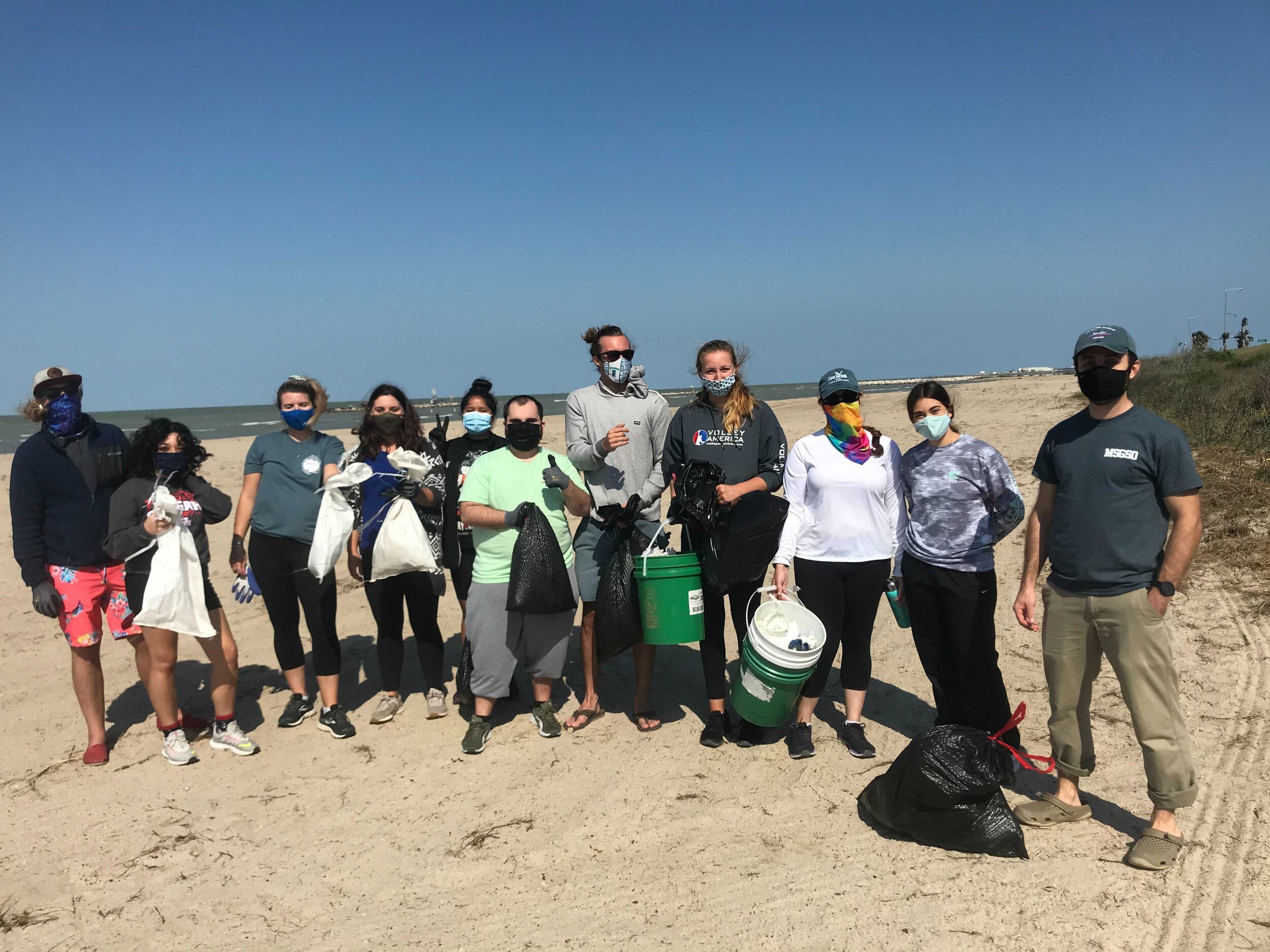 Bahr Lab Beach Cleanups.jpeg