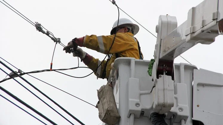 SCE+CrewsIMG_5015_mid.jpg