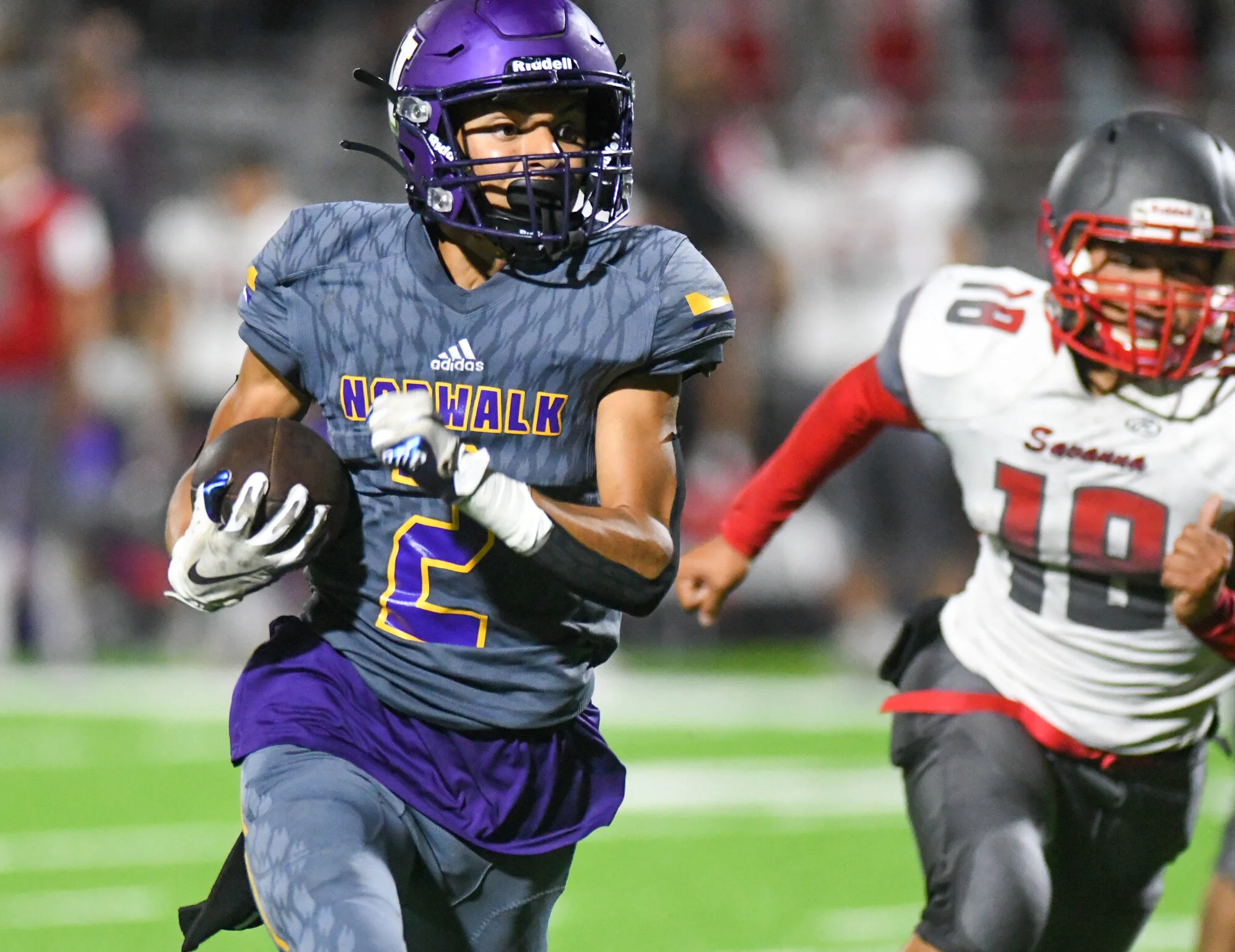 Norwalk rolls past Savanna, 55-0