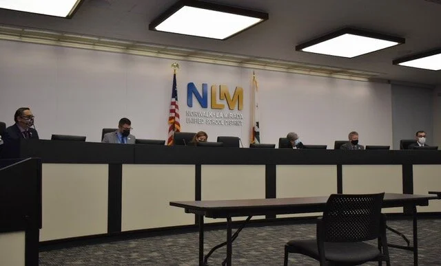 NLMUSD votes against faculty COVID-19 vaccine mandate