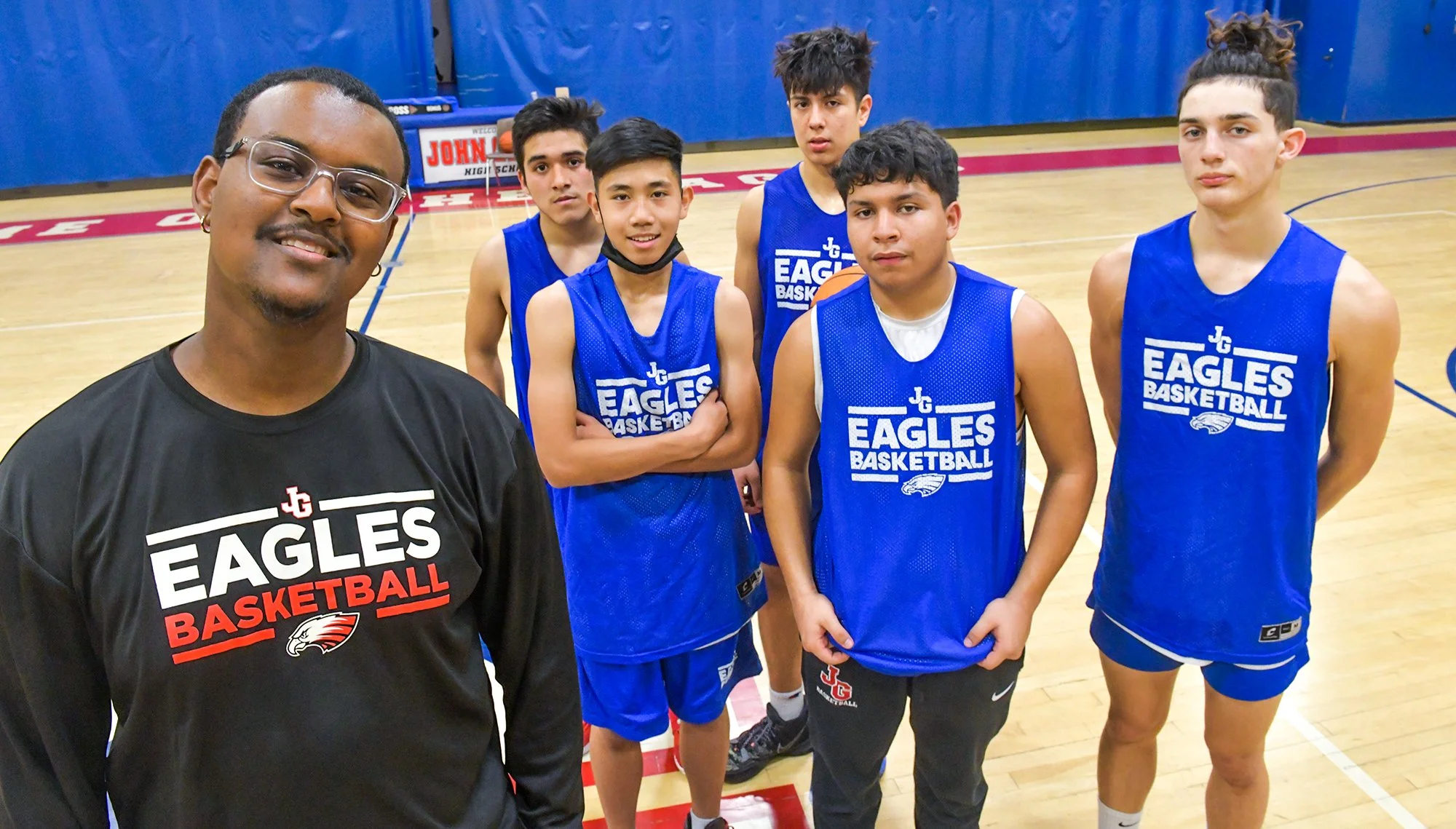 John Glenn boys basketball: small in numbers, big in results