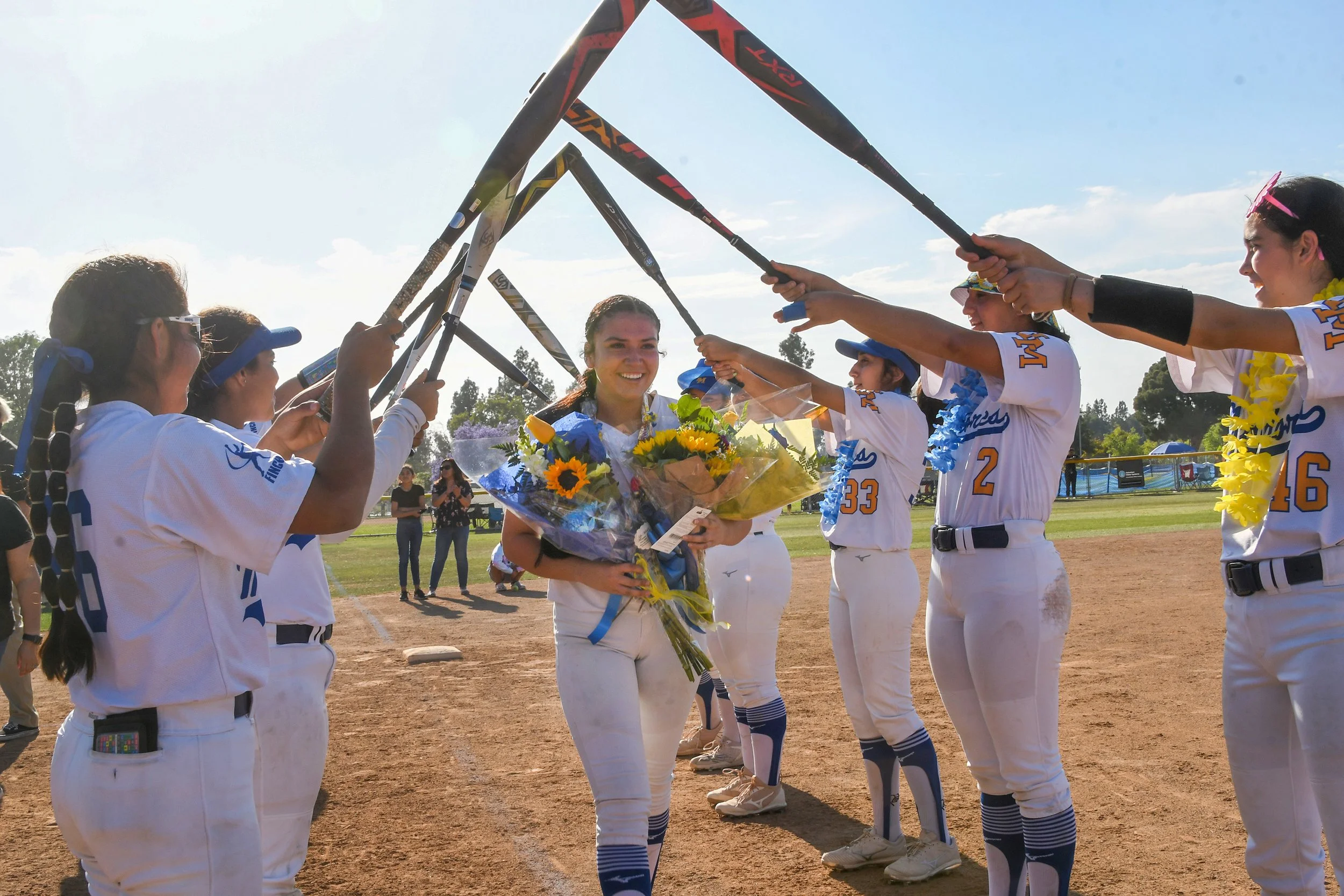 La Mirada softball wins third straight Suburban League title