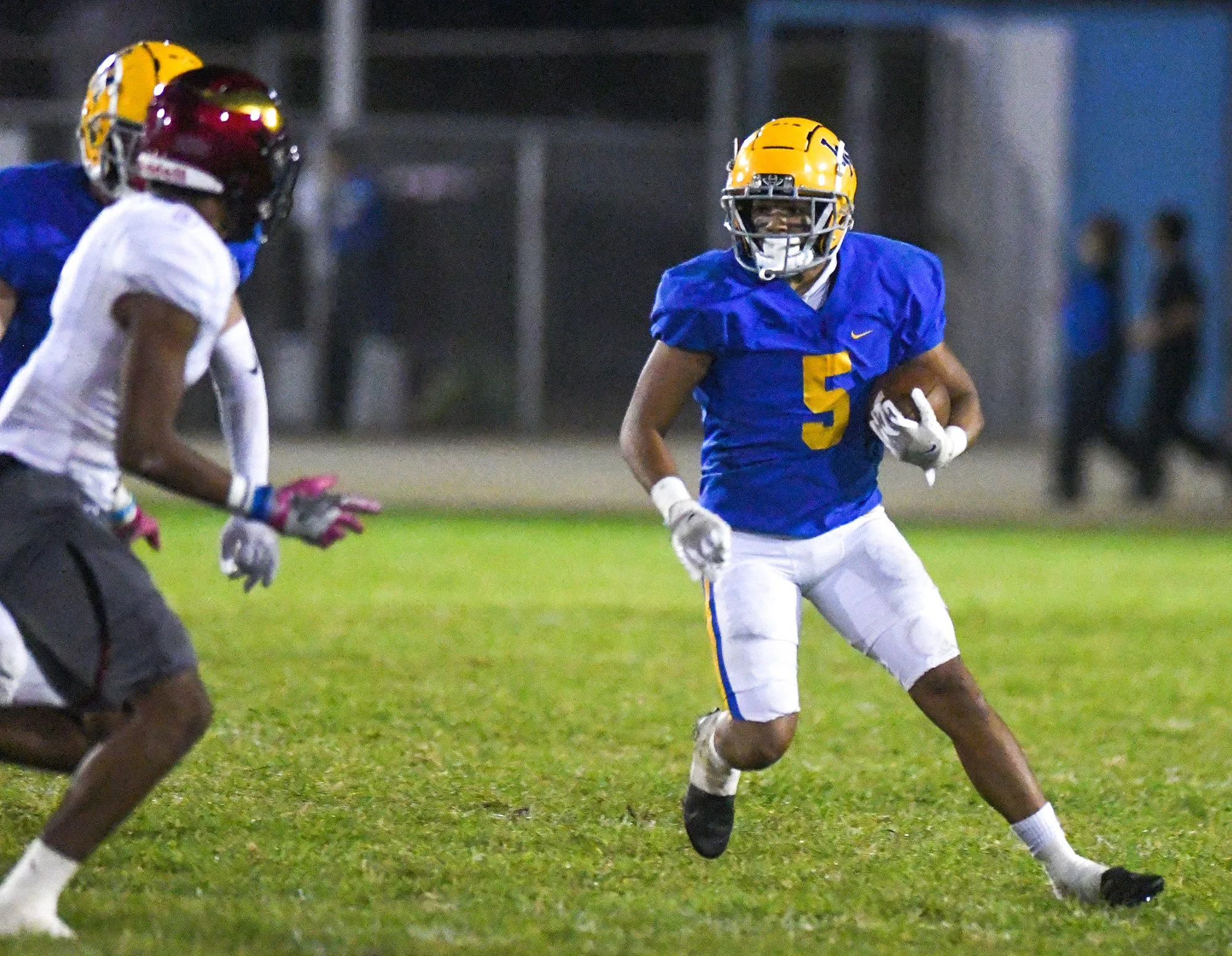 La Mirada football season ends  with loss to Downey