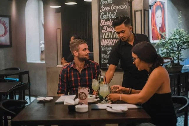 "This restaurant has always been one of my favorites in Seminyak. They have really stepped it up. The food explodes in your mouth, so fresh, so tasty. We ate 25 meals, tried everything I could not fault one dish. Price is fantastic!"
By Jeevesy33 - TripAdvisor ⠀
⠀⠀
#dahanabali #kaminarigroup #japaneserestaurant #seminyak #bali #bestinbali #bestjapaneserestaurant #wheninbali #balifoodies #baligasm #seminyaksnob #seminyakcommunity #balirestaurant #balilivin #balilife #japanesevibes #jakartaeat #sushi #fresh⠀
