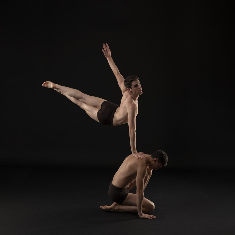 Martin.Ramsauer_The.Dancers_Ballett_Zurich_2020Gary&Luca-277-Bearbeitet.jpg