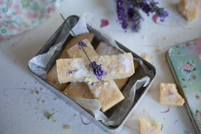 Lavender shortbread with baked plums