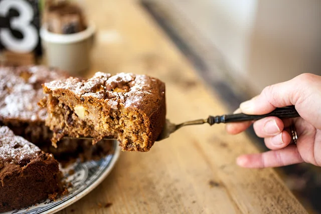 Spilling the beans on cake