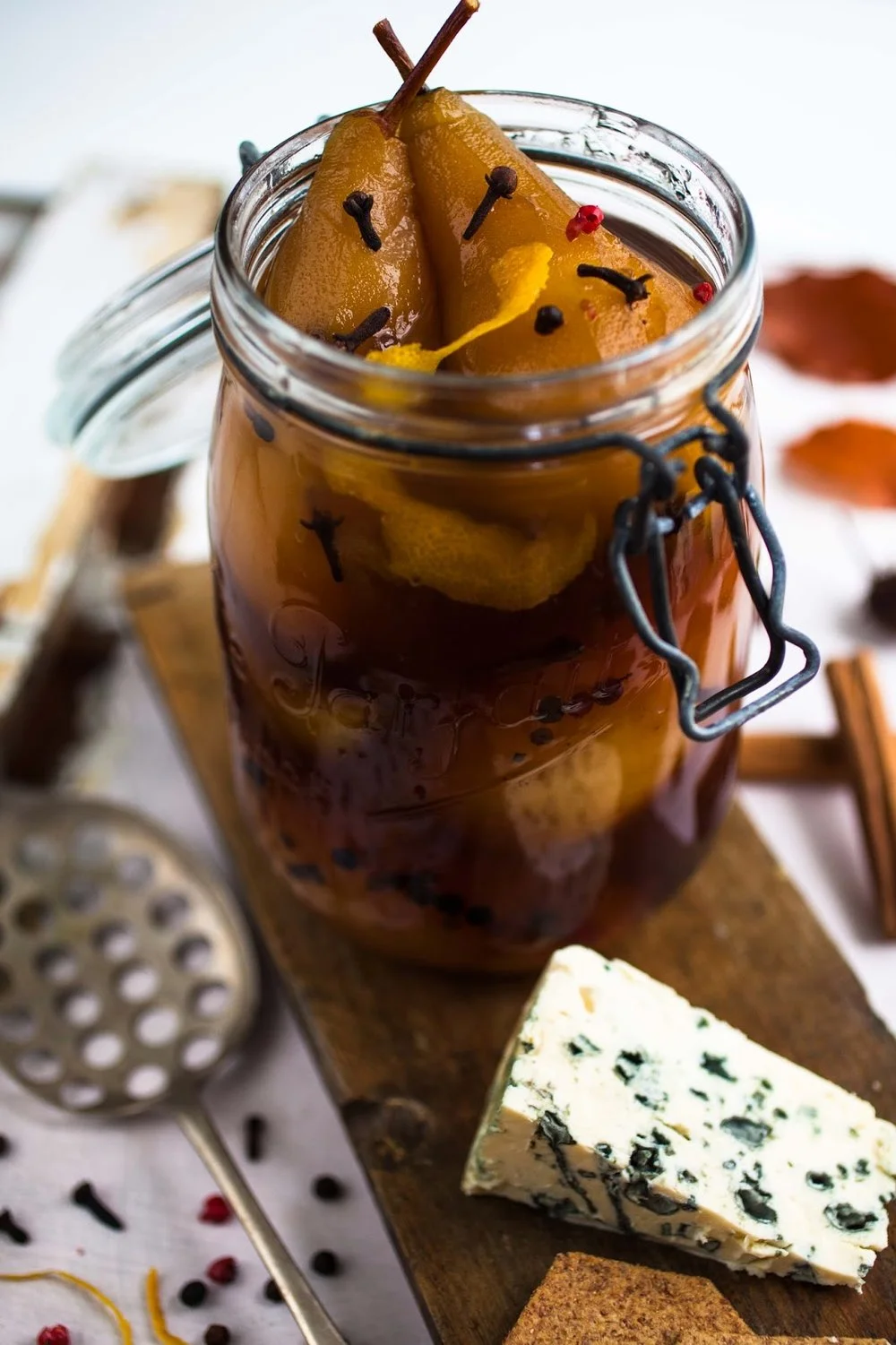 Spiced pickled pears - delicious for Xmas