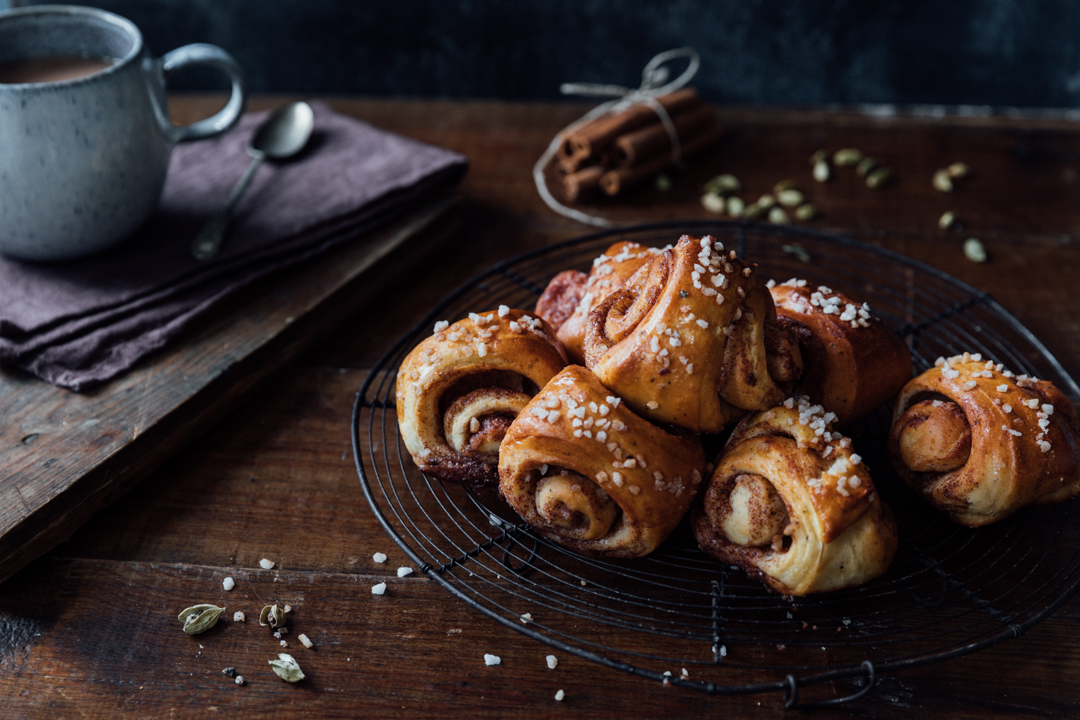 Scandi cinamon buns-2.jpg