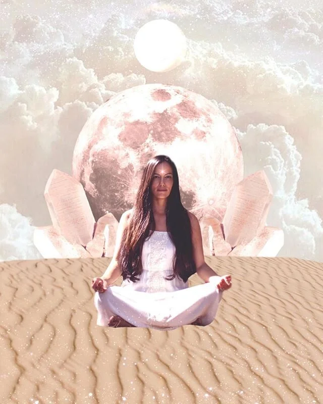 ✨ Truth and Transformation ✨  Full Moon in Scorpio 
MAY ALL TRUTH COME TO THE LIGHT 
Visual Art: @goddesscollage 
#fullmoon #fullmoonritual #fullmoon🌕 #fullmooninscorpio #lightworker #alchemist #truth #transformation