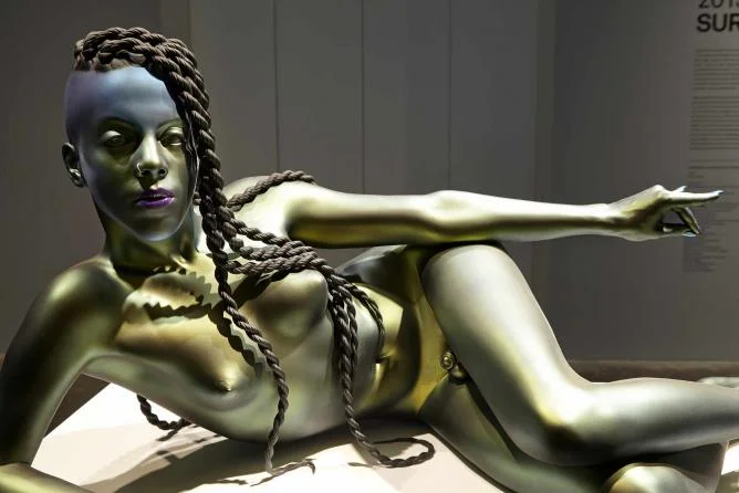 Frank Benson, ‘Juliana’, 2015 | Courtesy New Museum, New York. © Benoit Pailley