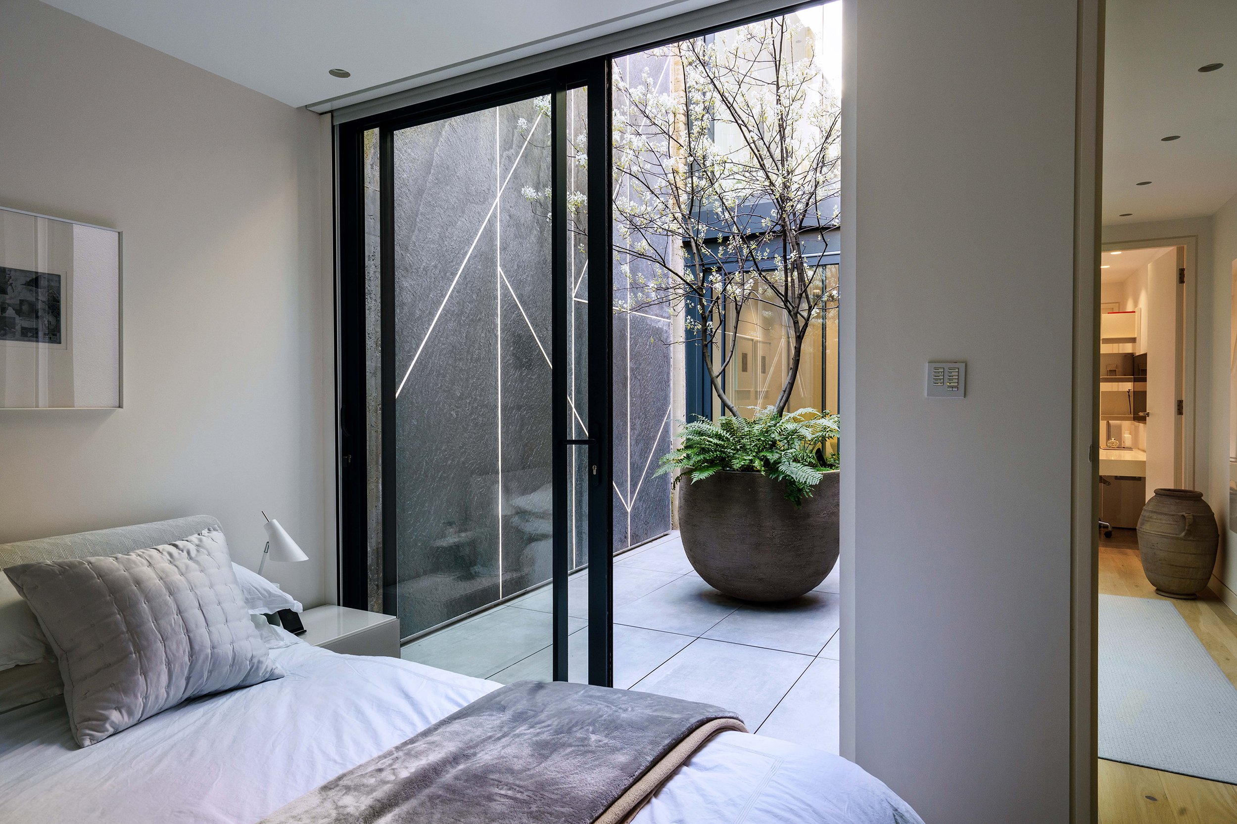 tom_simpson_design_court_yard-02.jpg
