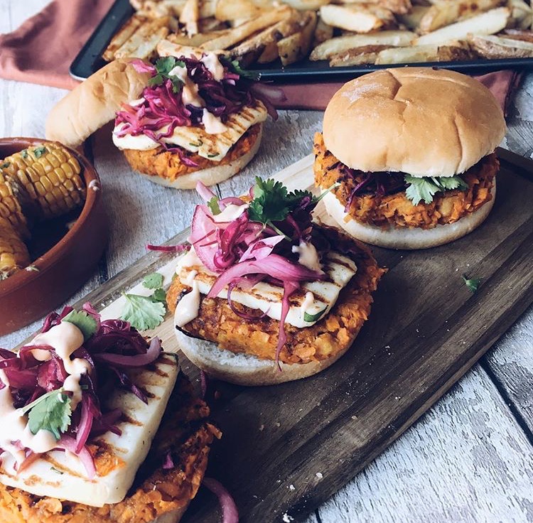 ClairePackerTodayWeCookedBurgers01.jpeg